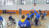 Sală de antrenament pentru baschetbaliștii în scaun rulant de la Corona Brașov. Ei se vor pregăti la Baza Sportivă Carpați 
