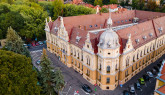 Dispar 65 de posturi din organigrama Primăriei Braşov