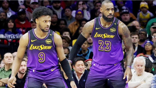 LeBron şi Bronny James, autorii primului assist tată-fiu din istoria NBA
