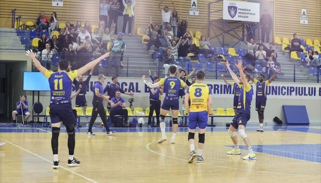 „Weekend Corona”, patru meciuri la Sala Sporturilor