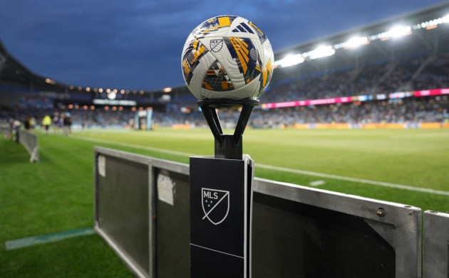 
Doi jucători din MLS, suspendaţi pe viaţă pentru pariuri sportive