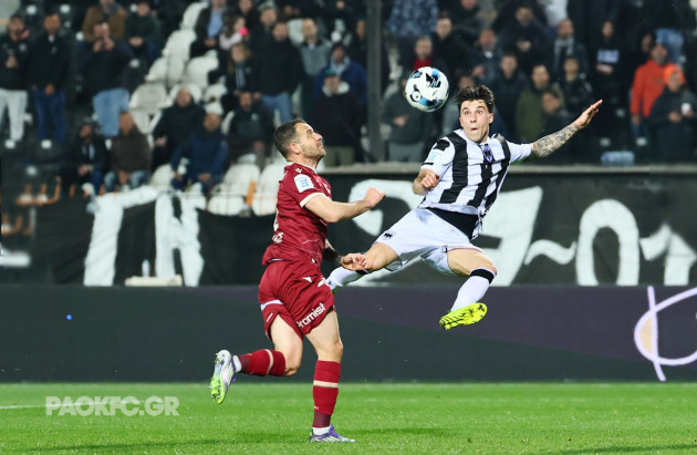 Răzvan Lucescu, la trei puncte de primul loc în Grecia