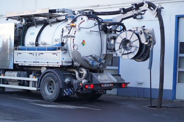 Vehiculele Companiei Apa Braşov, asigurate pentru suma de 264.059 lei 