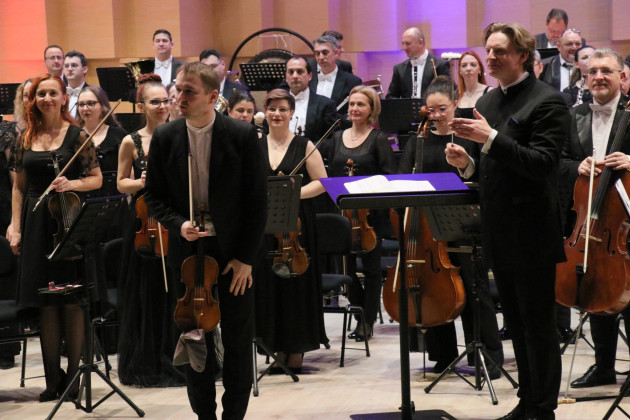 3 „mărţişoare” de la Filarmonica Braşov  