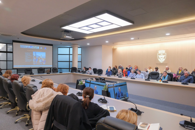 Consilierii locali ai USR cer reducerea taxelor locale