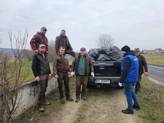 Sărbătoare prin muncă, pe malurile Oltului
