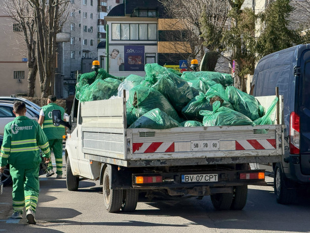 Braşovenii au la dispoziţie 50 de containere mari pentru curăţenia de primăvară 