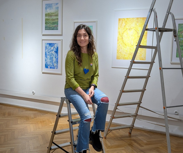 Prima expoziţie a artistei Ana-Maria Găleţeanu se reîntoarce la Braşov