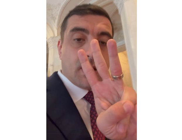 Condiţiile lui Simion