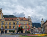 310.000 de euro, 2 camere în Braşov. În Palatul Soarelui, unde au stat cei mai bogaţi braşoveni  