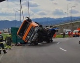 Un sens al Ocolitoarei Brașovului, blocat 3 ore 