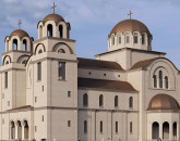 „Dumnezeu preferă adevărul”. Cum e cu „mastodontul” de la Braşov