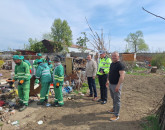 Nu i-a ajuns casa, s-a „împroprietărit” și la Cimitir