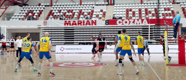 Corona a pierdut primul meci din sferturi