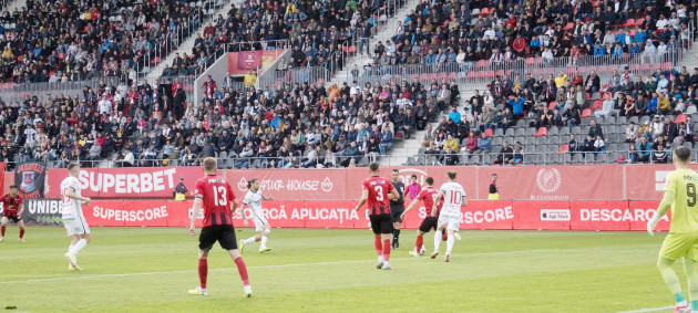 Csikszereda a remizat la Sibiu, Robert Ilyes e aproape de salvare