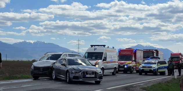 DN 11, blocat de accident