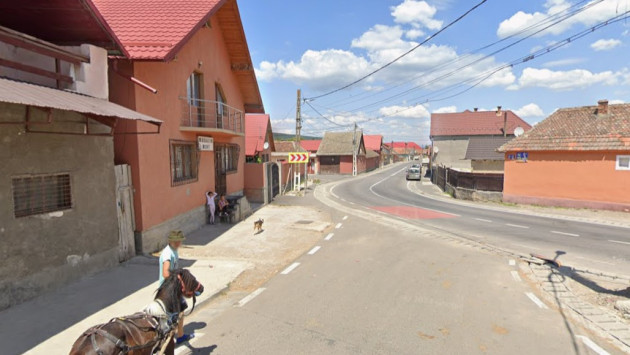 Bătaie la magazinul din sat. Şi victima, şi agresorii, la fel de vinovaţi