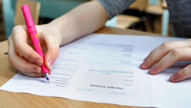 Rezultatele de la simularea de Bac, în 9 aprilie. Din lipsă de profesori corectori şi prea puţin timp pentru corectare
