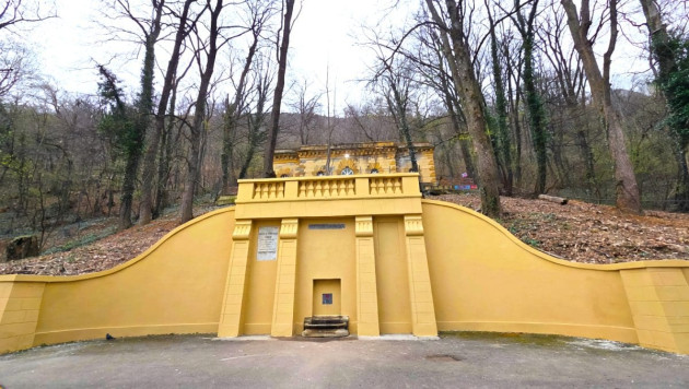 O construcţie simbolică pentru Braşov şi-a recăpătat strălucirea