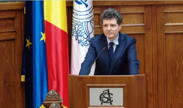 „Trăim un război informaţional”