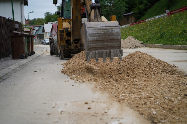 Cum se derulează intervențiile Companiei Apa Brașov. Când și cum se refac drumurile după intervenții