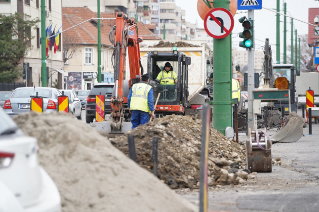 Noua conductă de apă de pe strada 13 Decembrie din Brașov, pusă în funcțiune. În cartierul Tractorul sunt preconizate variații de presiune  