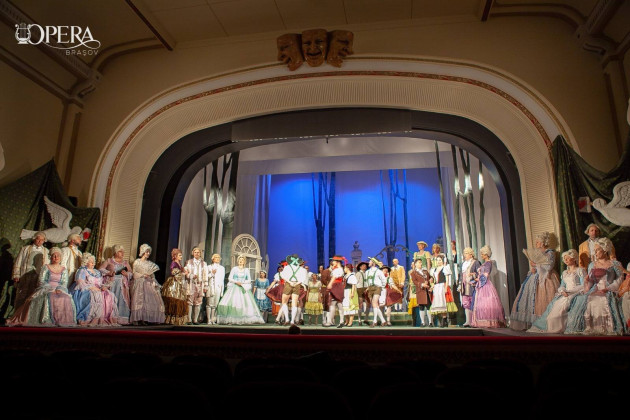 De azi se vând biletele pentru spectacolele din mai ale Operei Braşov 