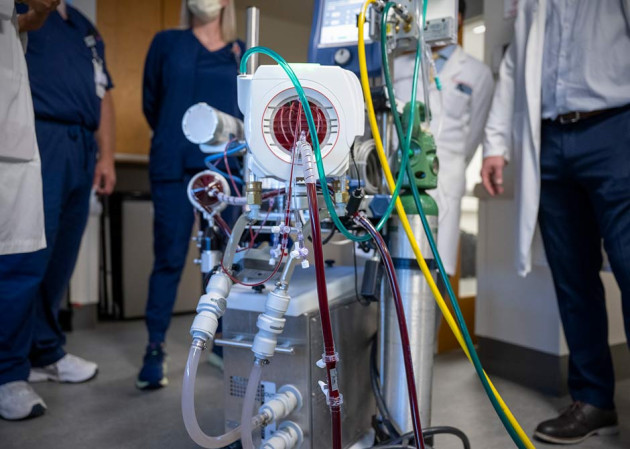 Tehnică avansată de susţinere a vieţii pentru pacienţii cardiaci din Braşov. Medicii, implicaţi în implementarea proiectului  care va aduce Judeţeanului primul ECMO