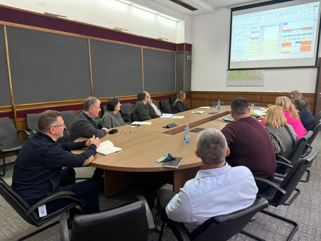 Peste 1,5 miliarde de lei, cheltuielile Braşovului  în 2026. 33,7% din sumă este alocată investiţiilor: spital nou, şcoală buffer, Polivalenta, Stadionul Tineretului, Complexul Sportiv Ion Ţiriac, Promenada de pe strada Castanilor 