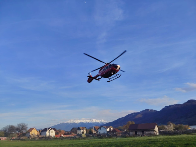 Scoasă cu elicopterul din Crai