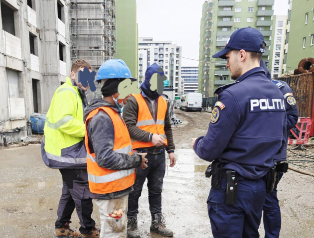 120 de străni, verificaţi de„ Imigrări”