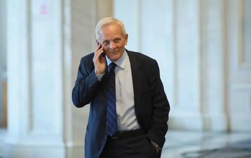 „Primul Guvern va cădea la vot. Apoi urmează Bolojan premier”