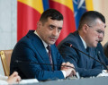 AUR vrea în faţă