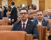 Un deputat din Braşov vrea să interzică pauza de 5 minute. Aşteaptă reclamaţii