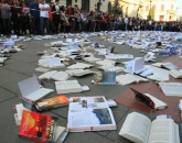 Cele mai vândute cărţi în ultimele trei decenii. Ce spune asta despre noi, o analiză a librarilor Braşov 
