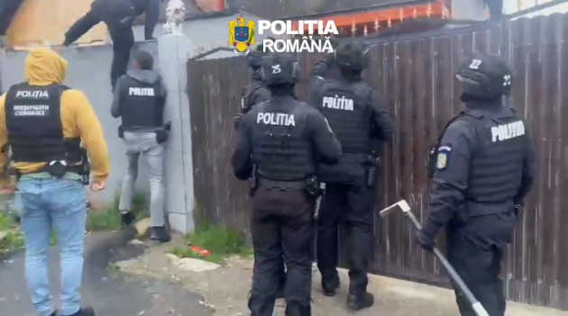 Cămătăreasă la zdup