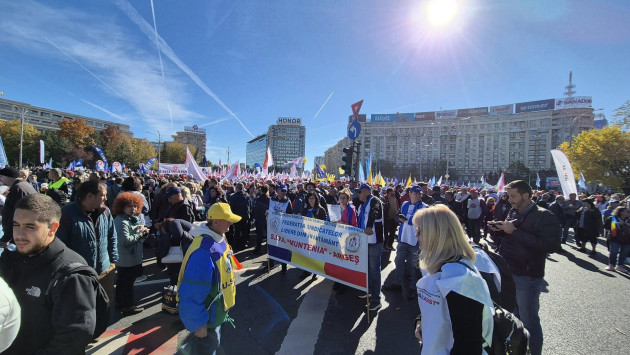 „Păstraţi-vă pomana!” 