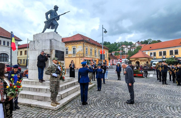 Ziua Eroilor, marcată azi în 4 locuri din Braşov