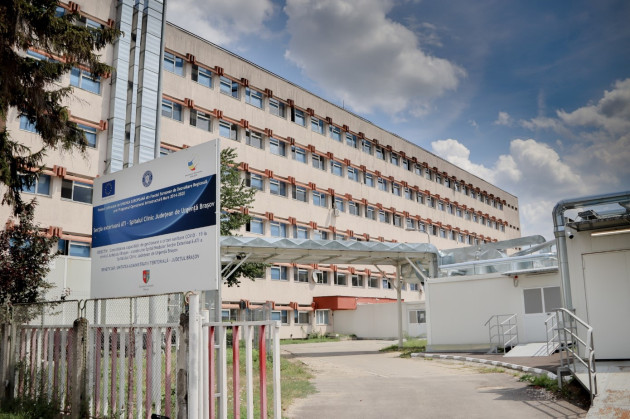 Angajări masive la Spitalul Județean Brașov: 10 medici, 36 de asistente, 31 de infirmiere, 2 brancardieri