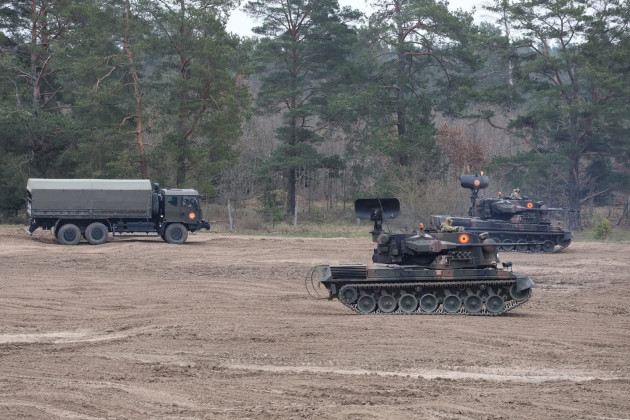 1.700 de militari şi 350 de vehicule, angrenaţi în judeţul Braşov