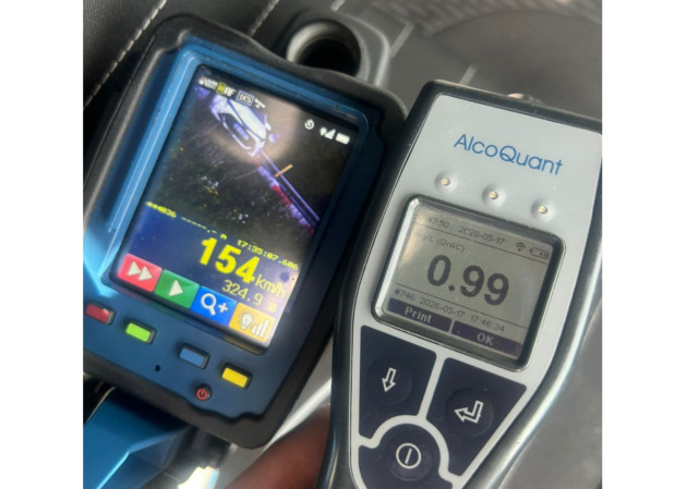 „Sinucigaș” în calea Poliției: mort de beat, gonea cu 154 km/h 