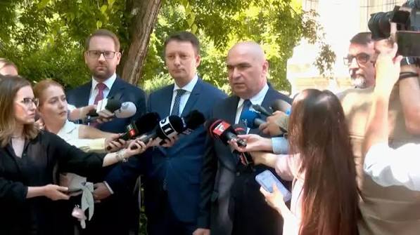 Grindeanu, Siegfried sau „alt Bolojan”