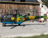 Un elicopter Alouette, piesa de rezistenţă a unei zone comerciale din Ghimbav. Un avion va fi amplasat şi la giratoriul dinspre Braşov 