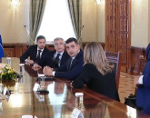 S-au făcut de râs