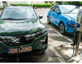 15 minute de graţie, apoi minim 1.000 de lei şi maşina ridicată: Cine confundă staţia de încărcare a vehiculelor electrice cu o parcare va fi amendat