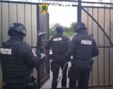 Vindea maşinile clienţilor. Anchetă penală la un service din Bod