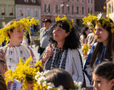 Ziua Universală a Iei, marcată printr-un târg de Sânziene în Piaţa Sfatului 