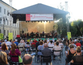 Filarmonica Braşov, dispusă să plătească 275.000 de lei pentru „scena de vară”