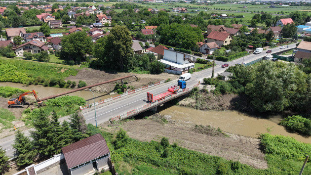 Podul de pe strada Plugarilor din Stupini, închis timp de patru luni. Autobuzele de pe linia 41 vor fi deviate pe un traseu alternativ