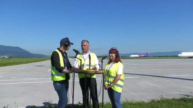 Matinal din terminal, în cea mai aglomerată zi a Aeroportului Braşov